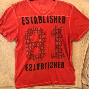 💰SALE!💰 Men’s guess t-shirt